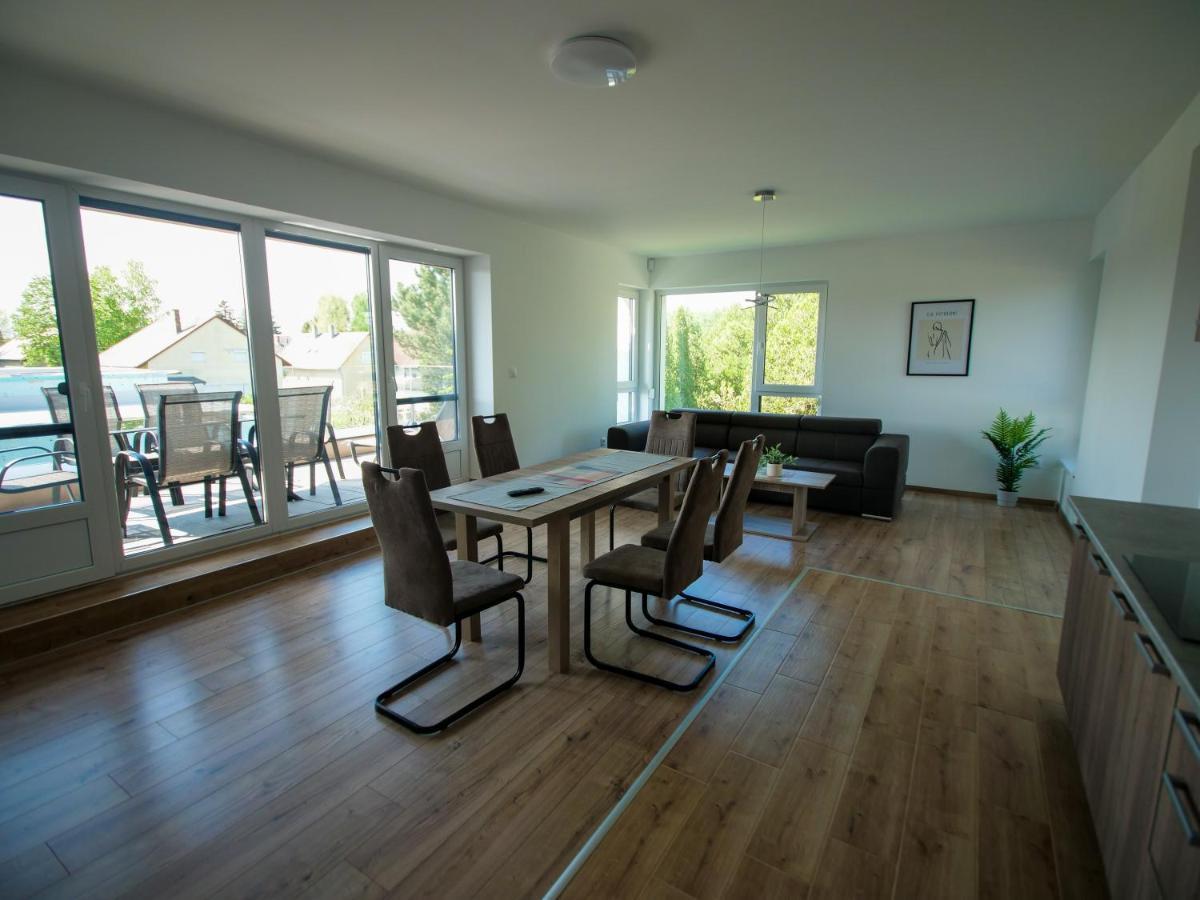 Ferienwohnung Zea Apartmanhaz Balatonfenyves Exterior foto