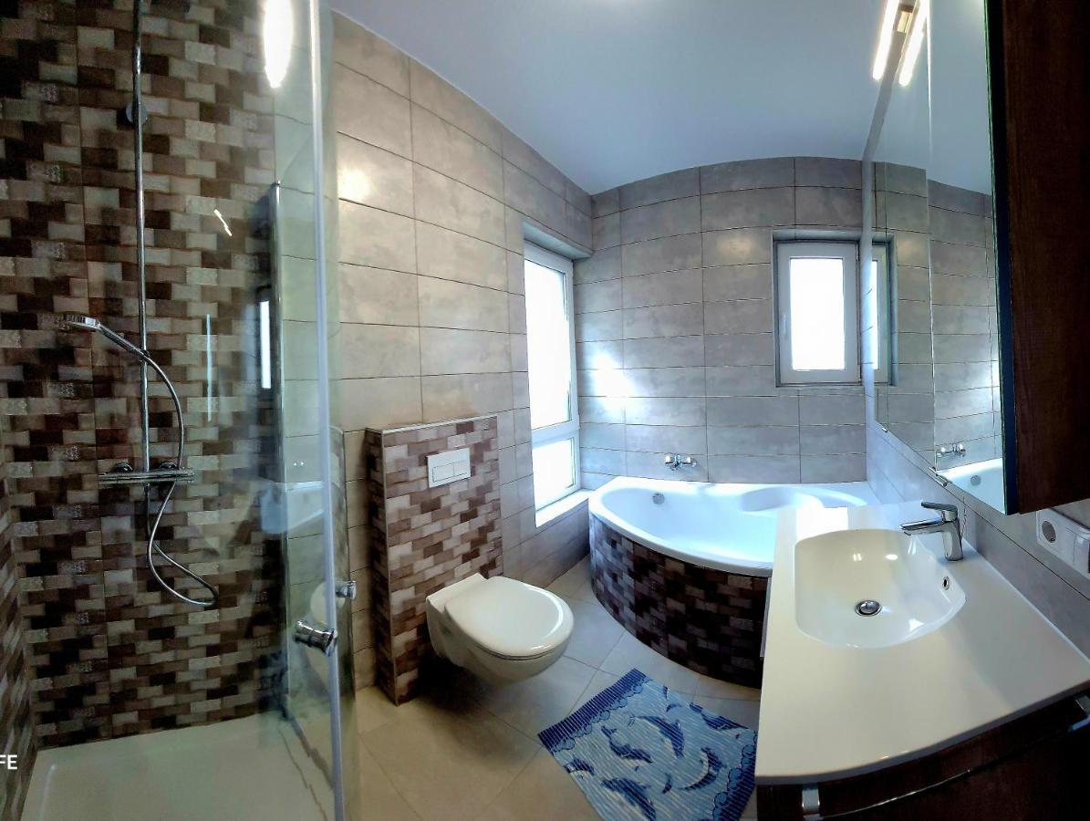 Ferienwohnung Zea Apartmanhaz Balatonfenyves Exterior foto